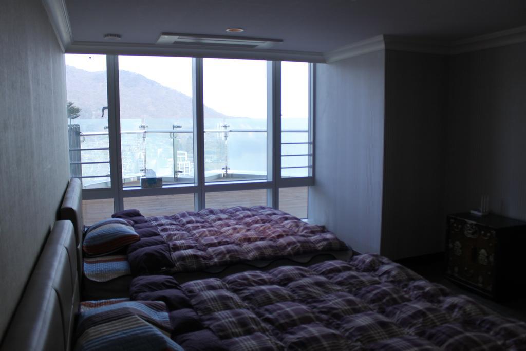 Austin Guesthouse Busan Exteriör bild